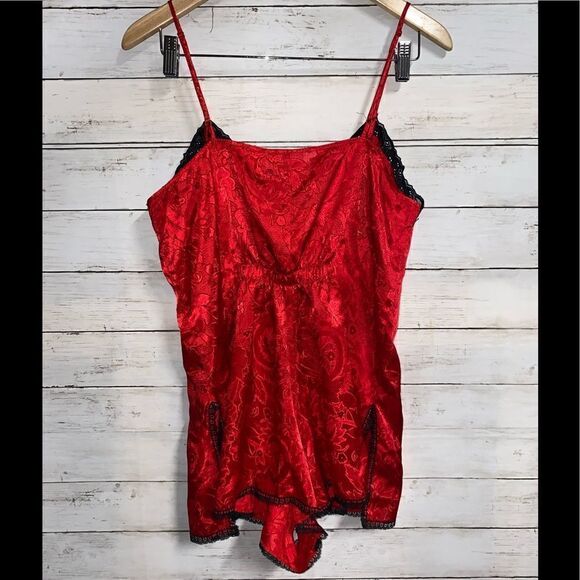 ❤️🌹 Victoria’s Secret Vintage Red Teddy❤️🌹 - Picture 2 of 7